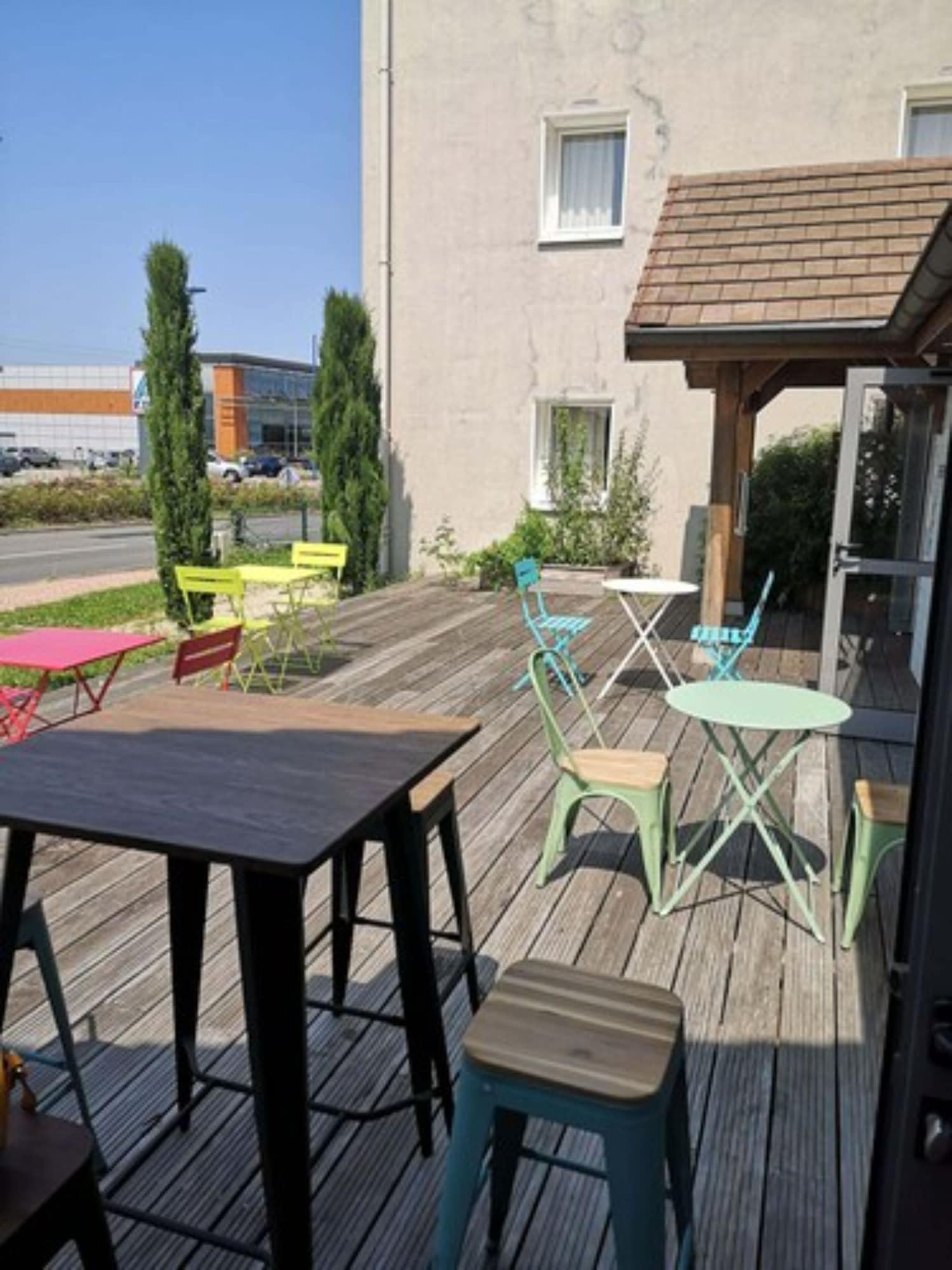 Le Konine - Hotel & Bar & Restaurant Montceau-les-Mines Eksteriør bilde