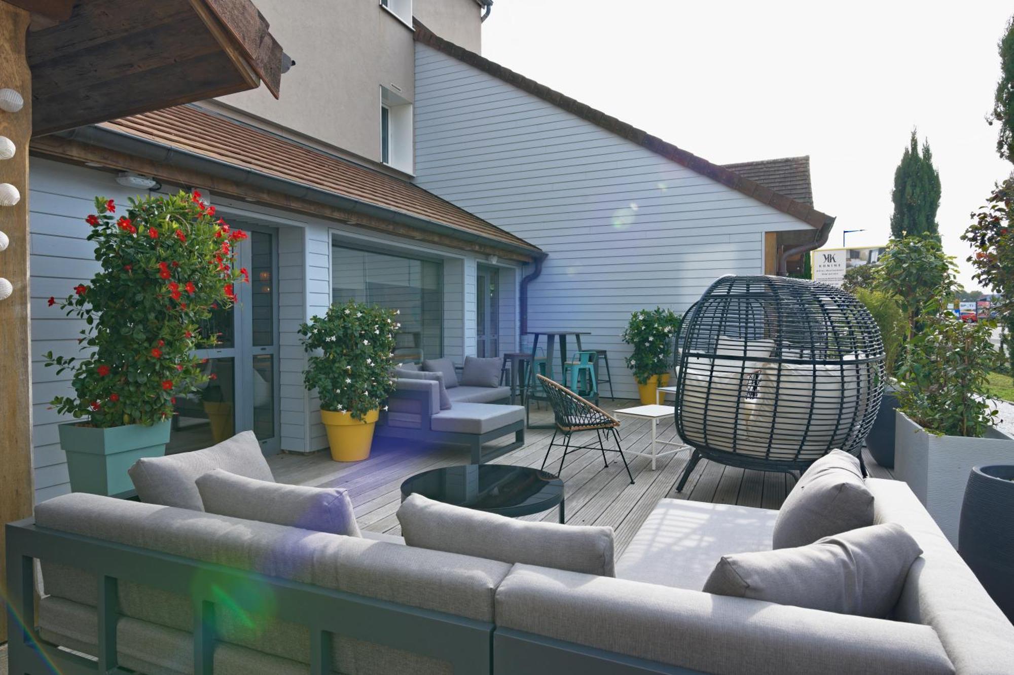Le Konine - Hotel & Bar & Restaurant Montceau-les-Mines Eksteriør bilde