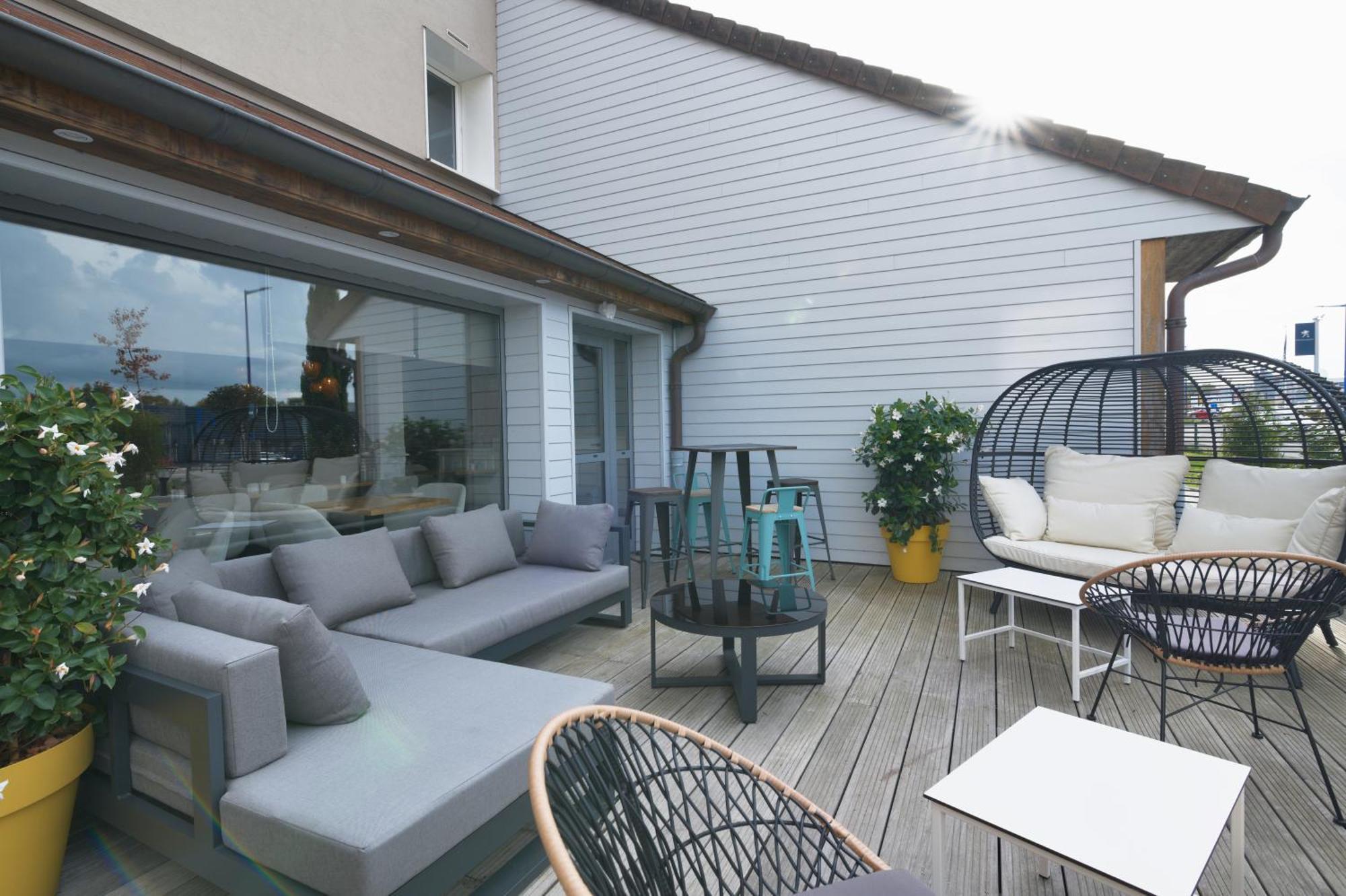 Le Konine - Hotel & Bar & Restaurant Montceau-les-Mines Eksteriør bilde